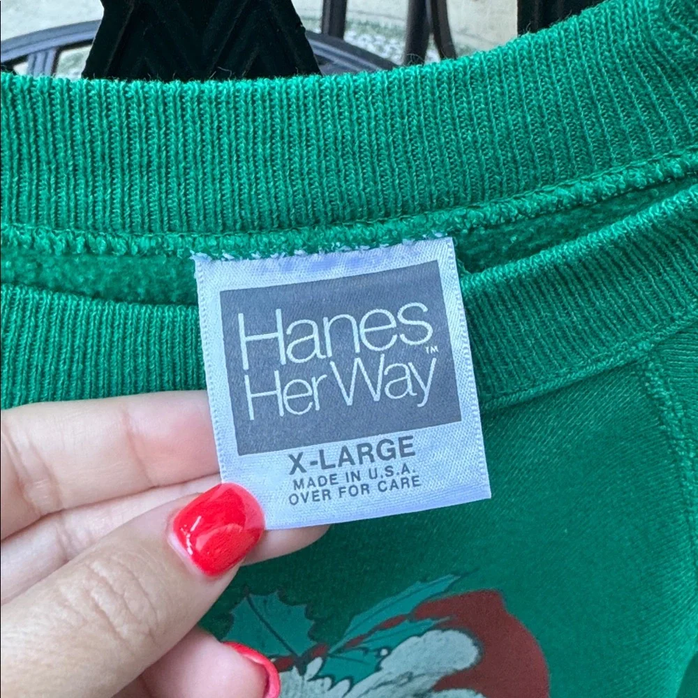 HANES / VINTAGE • Holiday Santa Christmas Noodie - Picture 4 of 7